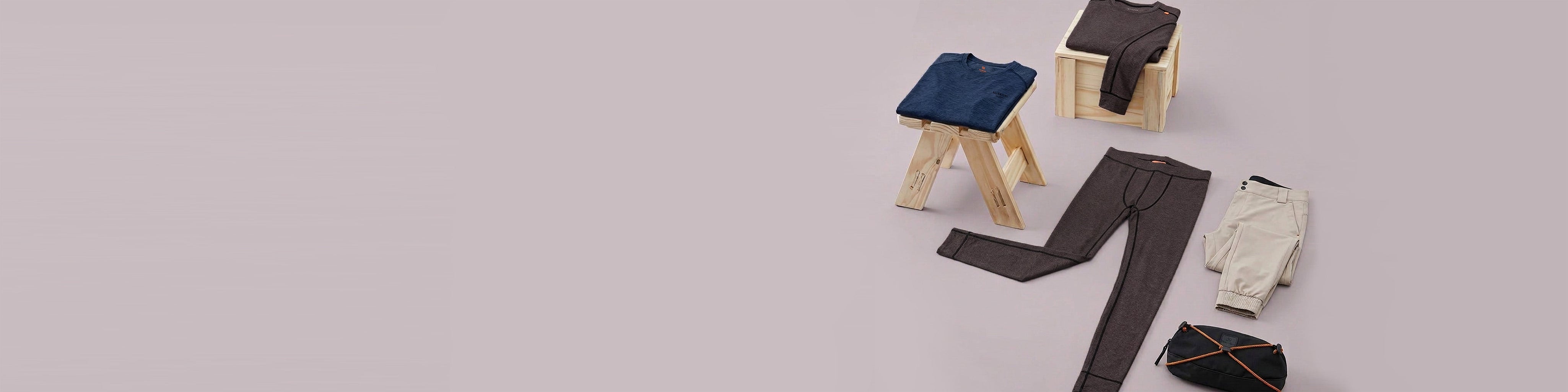 Ein Herr trägt die Davos Skijacke in der Stadt.