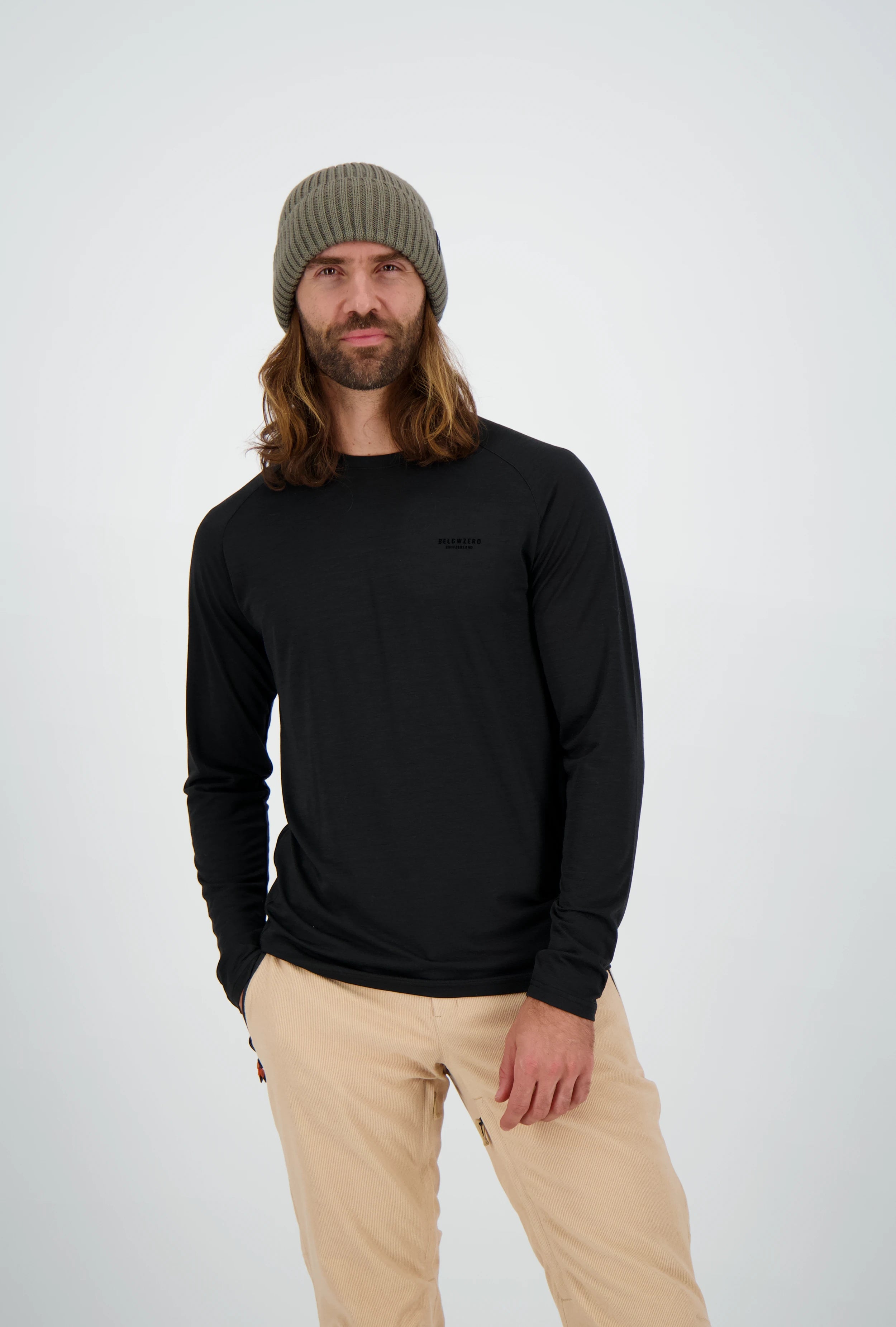 Modelbild Men des Fusion Light Merino Shirts Longsleeve schwarz Frontansicht