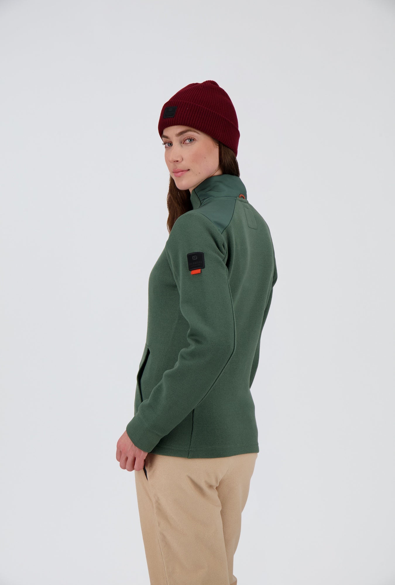 Rückenansicht der pine green Damen urban Fleecejacke Falera von Belowzero