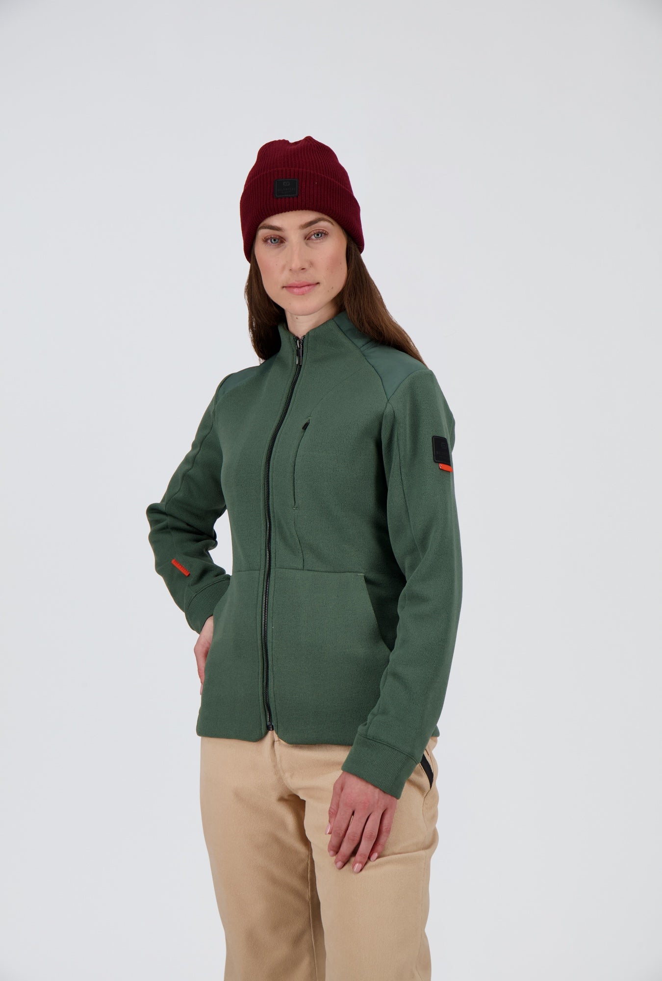 Frontansicht der pine green Damen urban Fleecejacke Falera von Belowzero