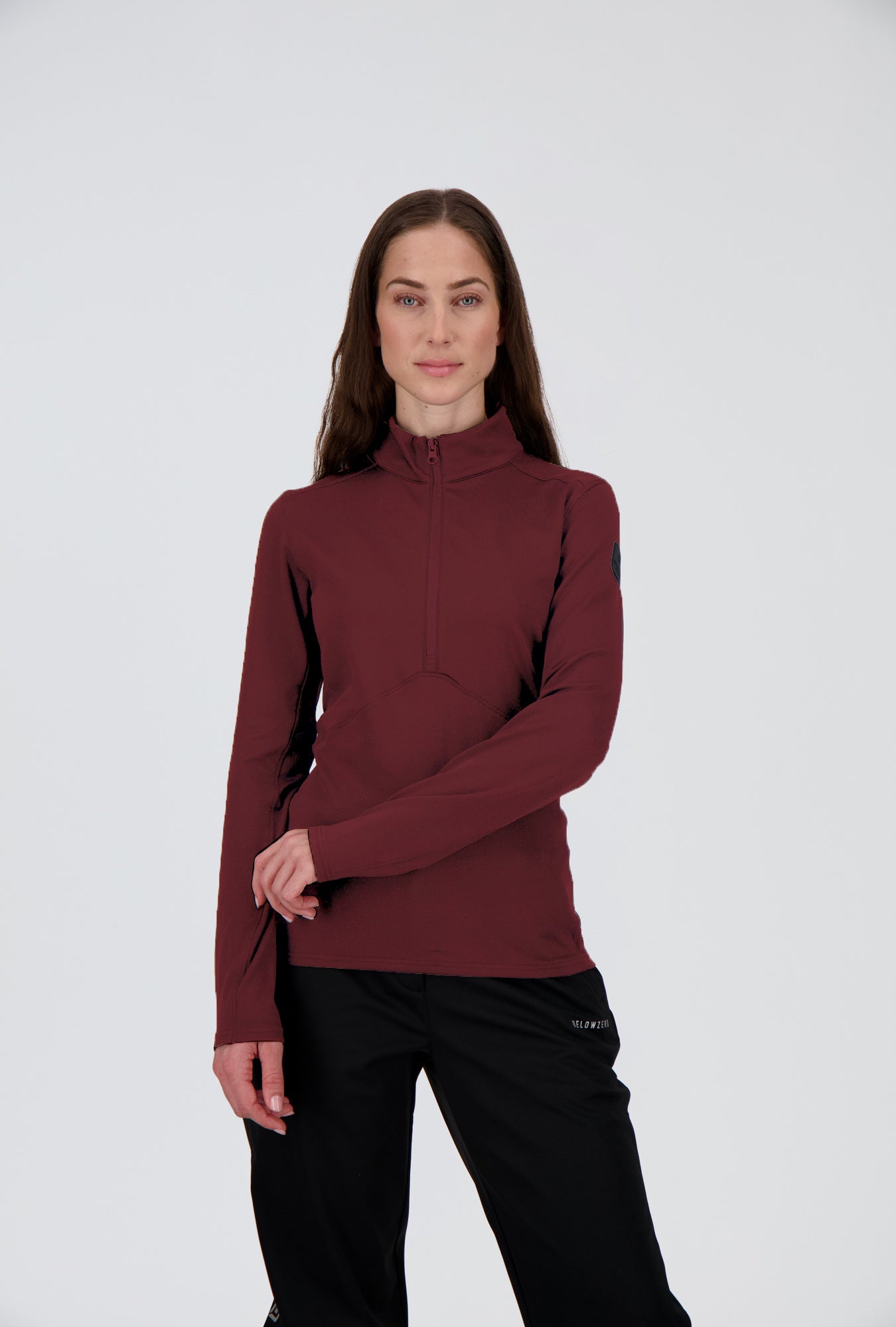 Frontansicht des Bordeaux sportlichen Damen Halfzip Shirts Pizol von Belowzero