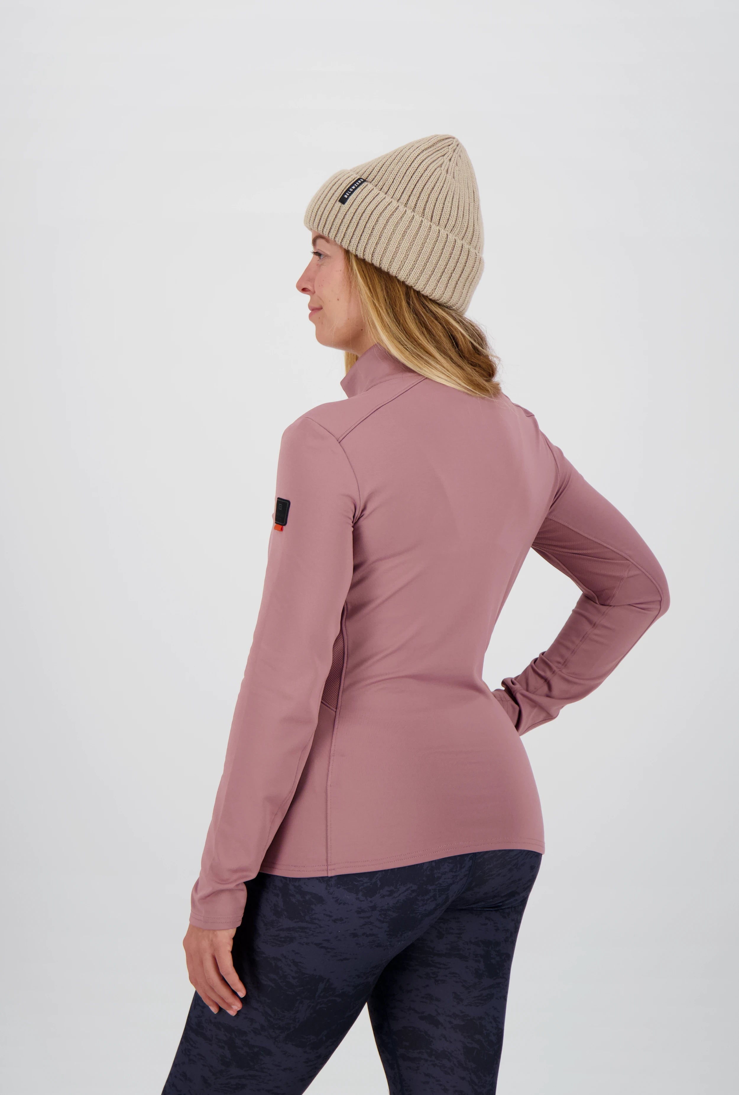 Rückenansicht desice rose sportlichen Damen Halfzip Shirts Pizol von Belowzero