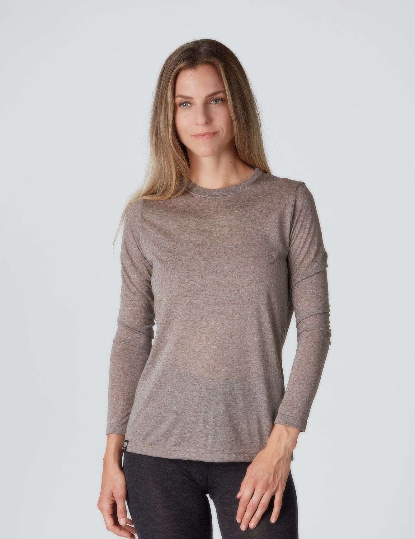 Frontansicht eines braunen Damen Baselayer Medium Light Longsleeve T-Shirt von Belowzero aus Merinowolle