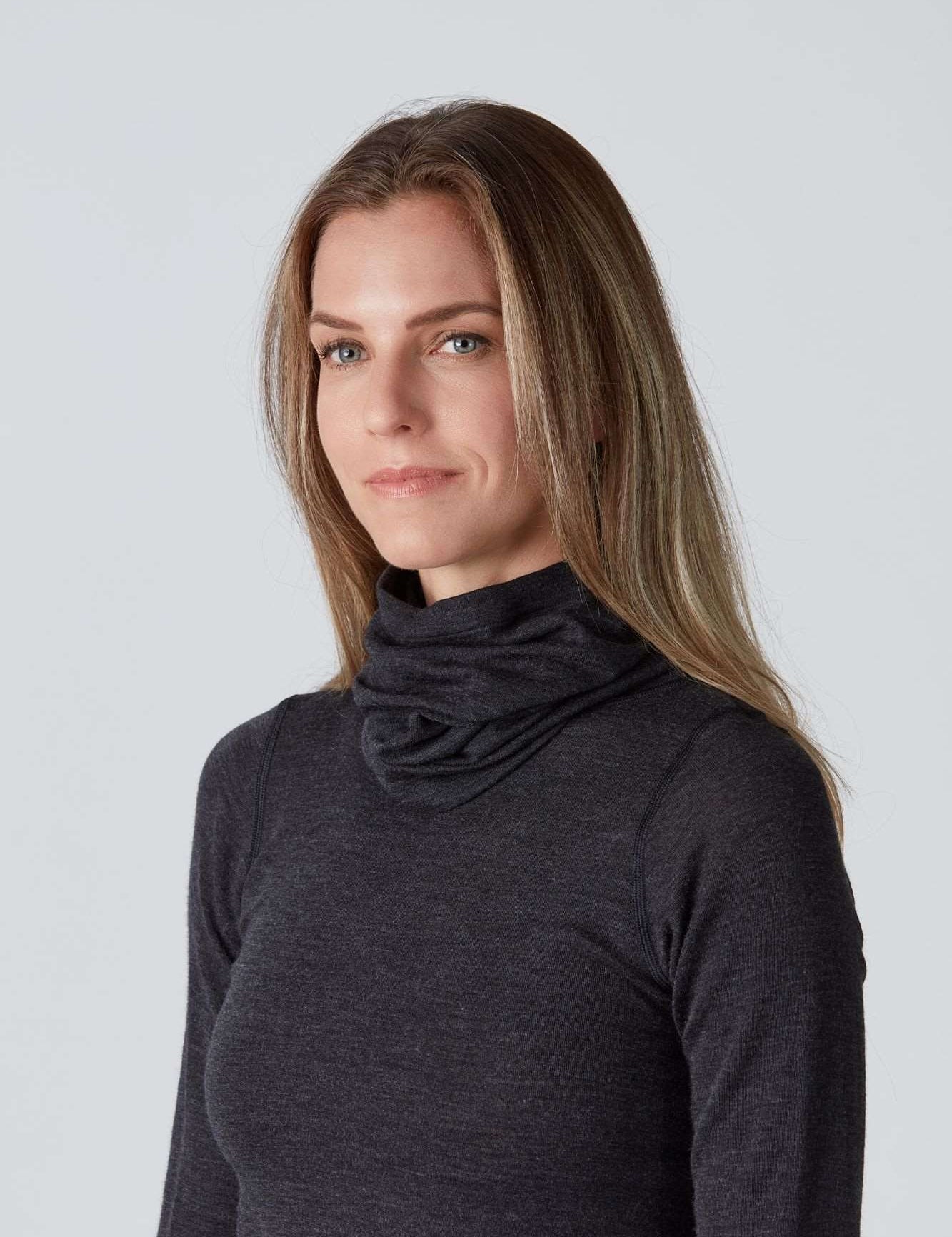 Frontansicht eines schwarzen funktionellen Extra Warm Unisex  Merino Baselayer Schlauchschals von Belowzero