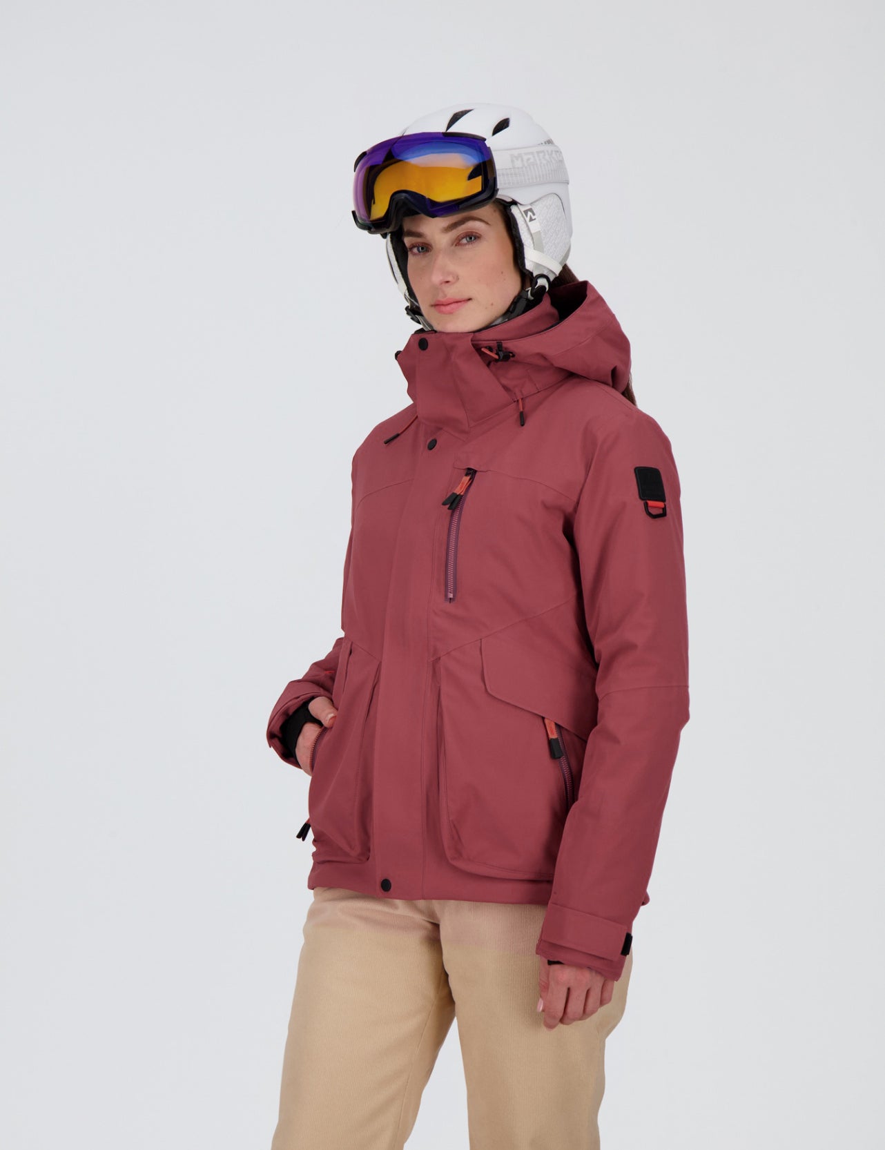 Frontansicht der sportlichen tay berry Damen Skijacke Zermatt von Belowzero