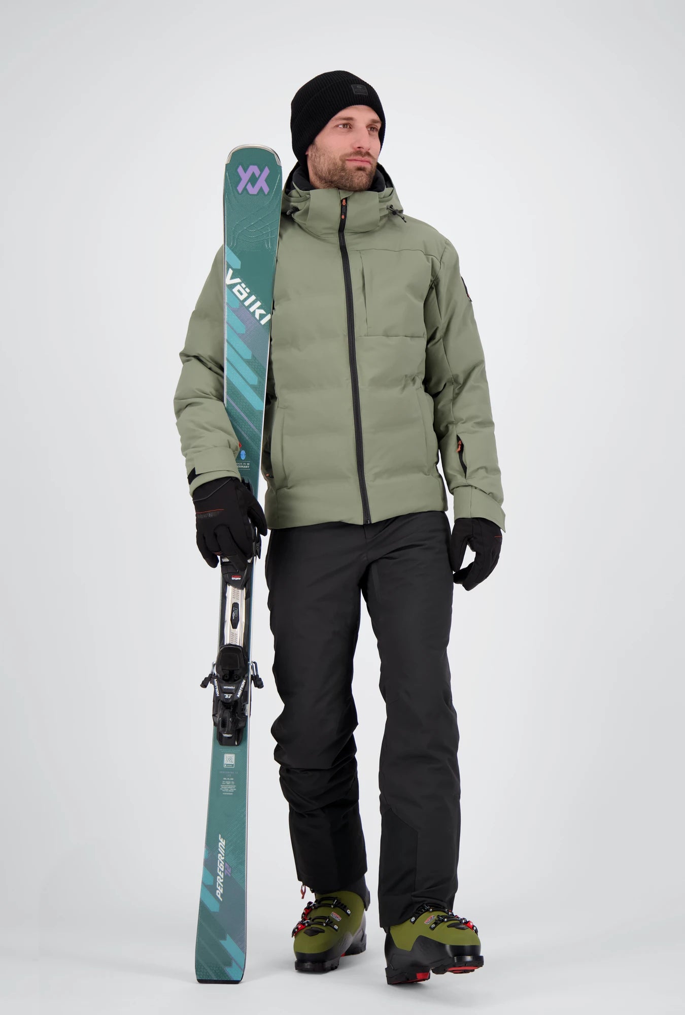 Ganzkörperansicht der Herren Davos Skijacke von Belowero in dusty olive
