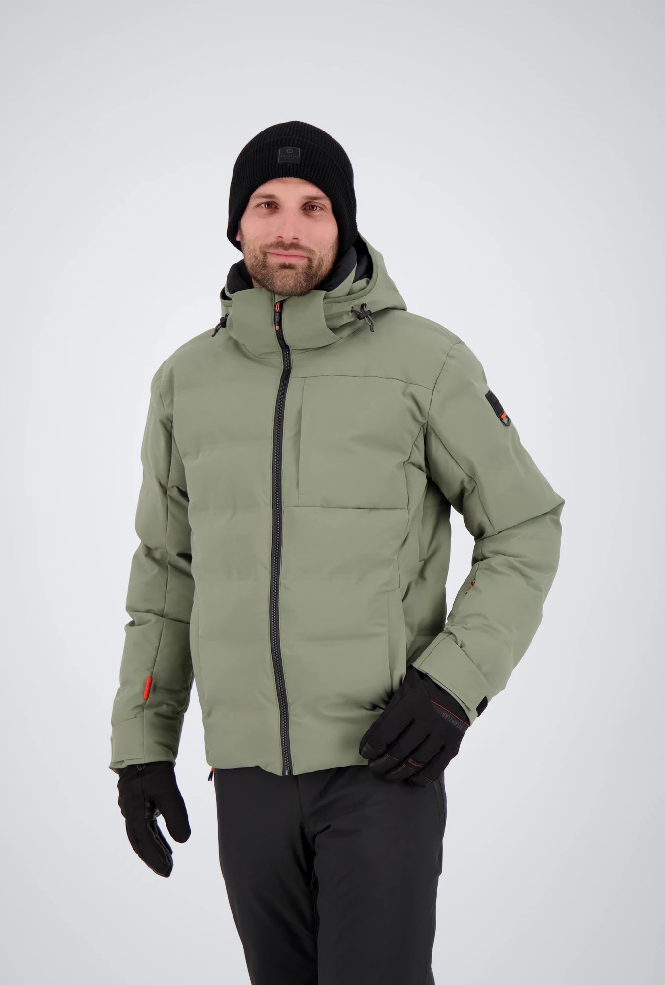 Frontansicht der Herren Davos Skijacke von Belowero in dusty olive