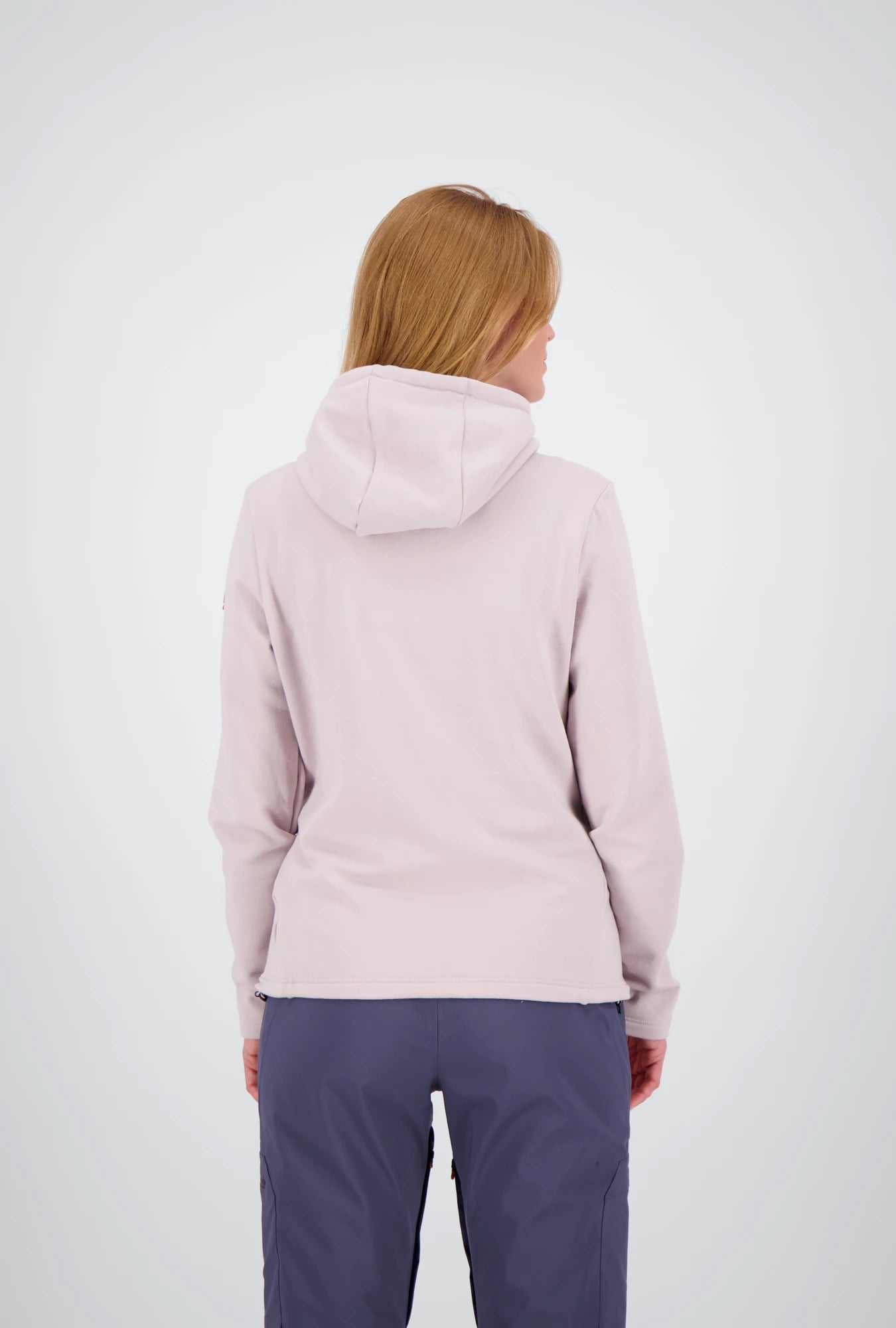 Rückenansicht des Damen Tech Hoodie Sion von Belowzero in magnolia cloud