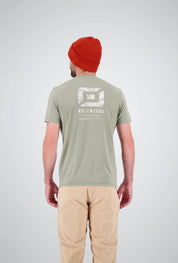 Backansicht des dry moss sportlichen Herren T-Shirts Thun von Belowzero