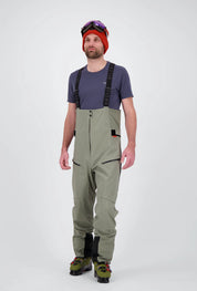 Gesamtkörperansicht der Herren Thyon Skihose von Belowzero in dusty green